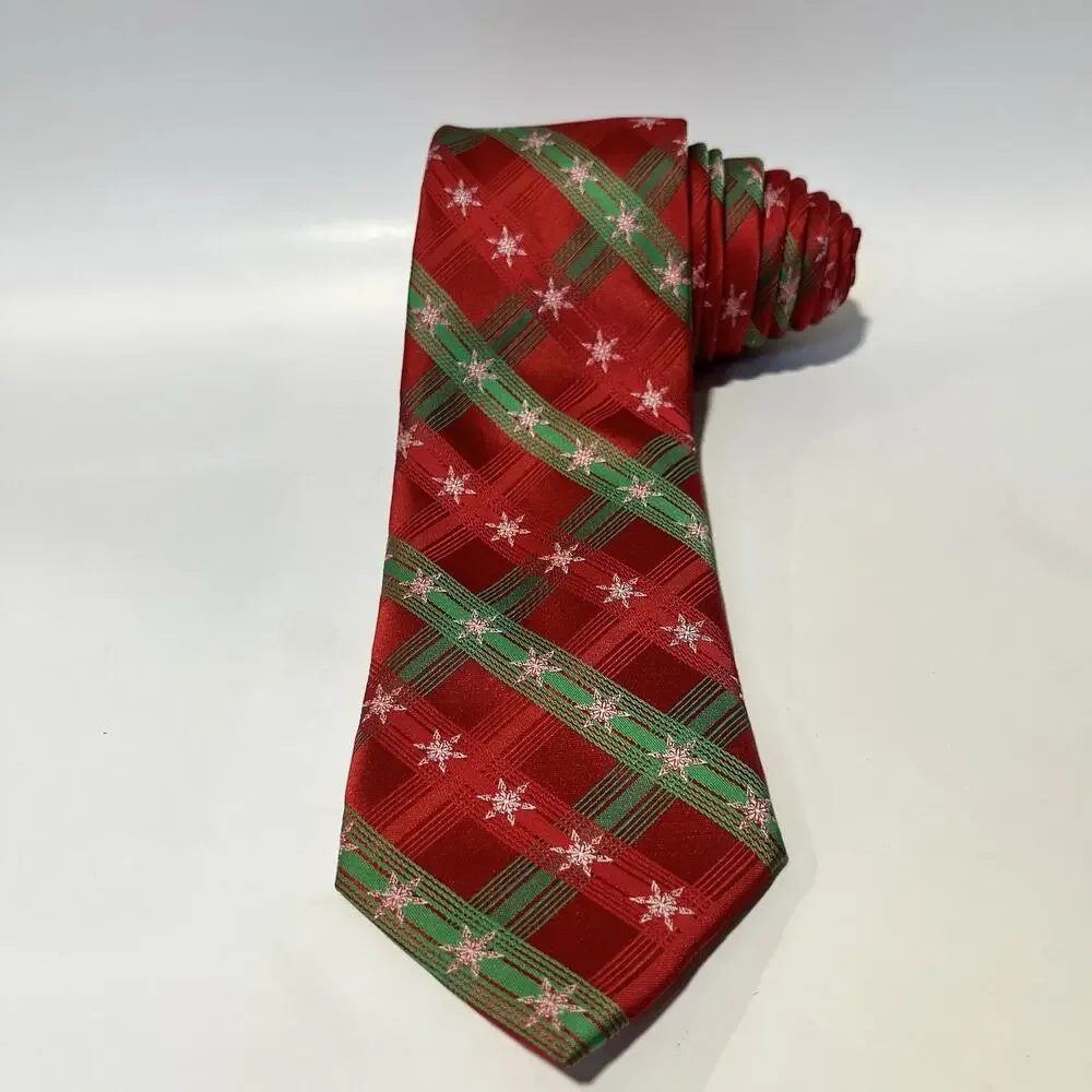 Hallmark Traditions Men’s Holliday Necktie Snowflakes & Ribbon Red & Green